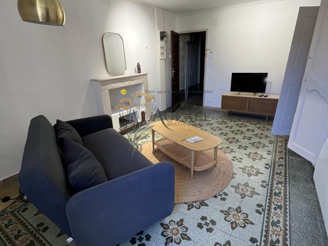F2 MEUBLE RUE NAPOLEON