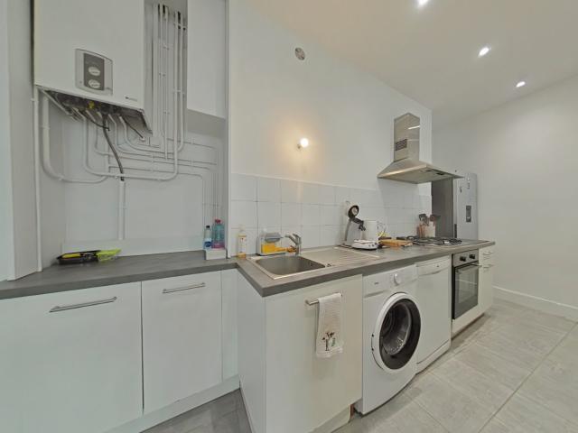 F4 82 m² hyper centre