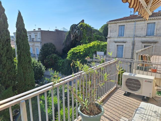 F4 CENTRE VILLE PEYROU
