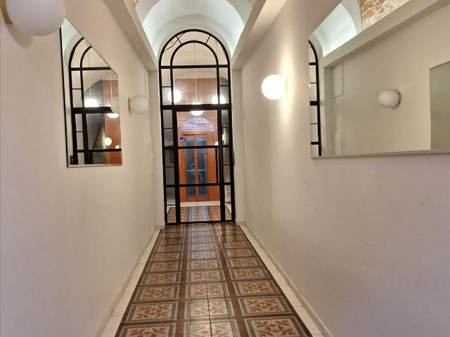 F4 de 167m2 place foch 167m² Ajaccio