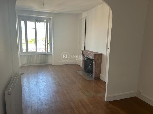 F4 rue Charles Richard quartier Montchat Reconnaissance Balzac