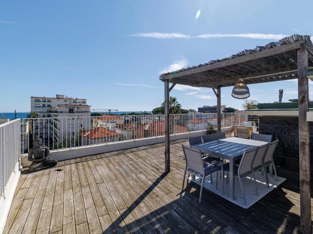 F5 Nice Vue Mer Panoramique Toit Terrasse Parc Ferber. 155m² Nice