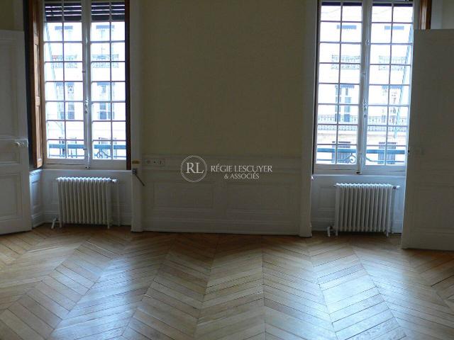 F5 Rue Duquesne