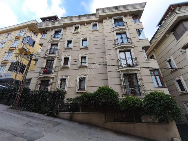 Fındıklı Mahallesi Ara Kat 2+1 Boş Daire