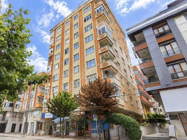 Fındıklı' Da 127 M2 3+1 Geniş Daire, 2 Balkon, 3 Tuvalet
