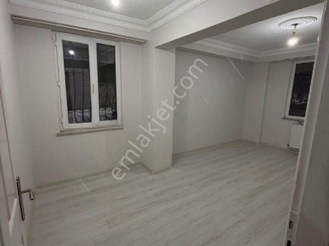 F l Den Bulgurlu Metro 4 Dk Yürüme İçi Tamemen Yenilenmiş 2+1