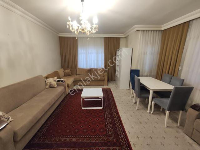 F l Den Bulgurlu Metroda Eşyalı Y.giriş 3+1 Aile bekar öğrenci