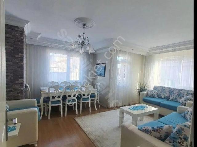 F l Den Cumhuriyet Mah.kapalı Otoparklı Site İçinde Full Eşyalı 120 M2 2+1