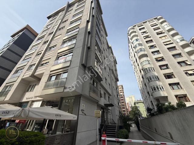F l Emlaktan Caddebostan Göztepe Yakını 3+1 Kiralık