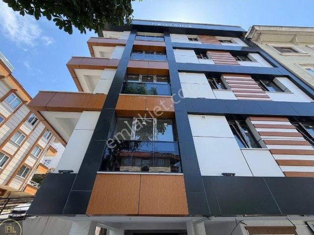 F l Emlaktan Çakmak Tepeüstü Ağaoğlu Yakını Caddeüstü Geniş Dubleks 4+2 Sıfır