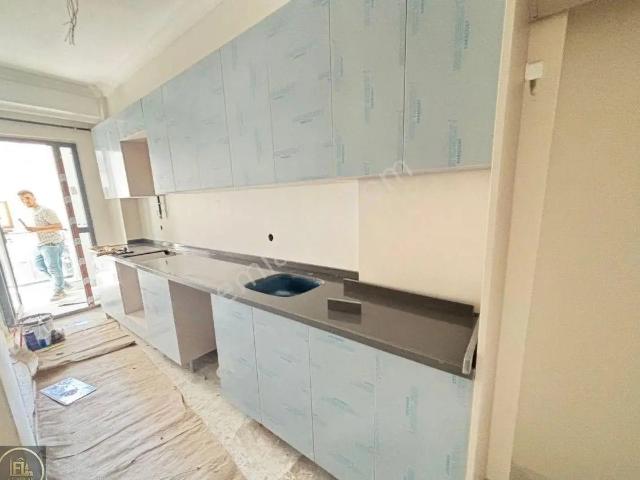 F l Emlaktan Ataşehir Fetihte Sıfır 2+1