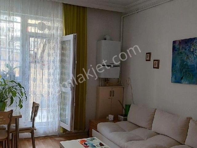 F l Emlaktan Göztepe Metro Yürüme Mesfede Bahçe Kullanımlı Full Eşyalı 2+1