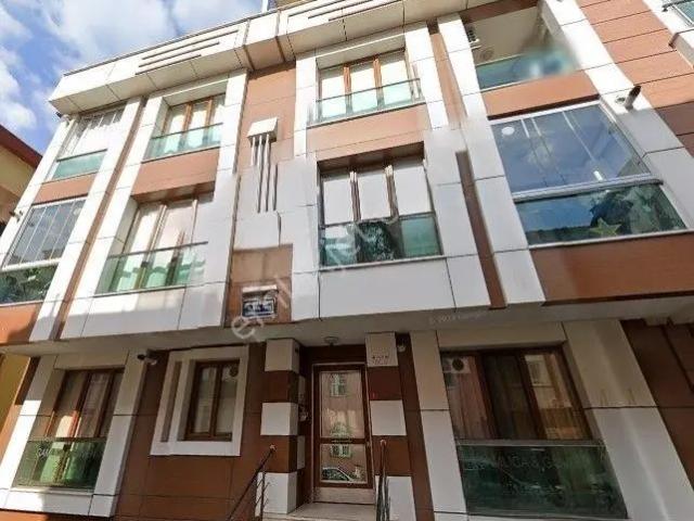 F l Emlaktan Emaar Avm Libadiye Yakını 2+1 Genç Bina Yeni Evliye Uygun