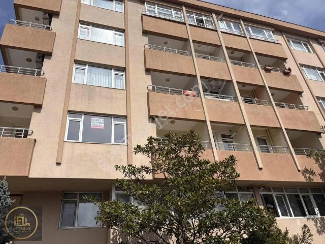 F l Emlaktan Emaar Avm Libadiye Yakını 3+1 Elit Sitede Önü Açık