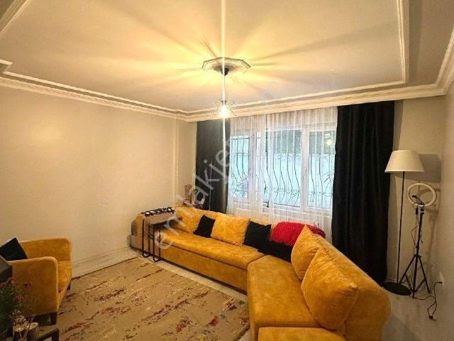 F l Emlaktan Emaar Avm 5 Ünalan Metro Ve Metrobüs 10 Dk Yürüme Full Eşyalı, Bakımlı Daire