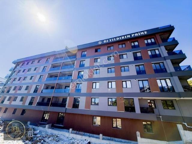 F l Emlaktan Çekmeköy Merkez Sıfır Lüks Elit Sitede 2+1 Ebevynli