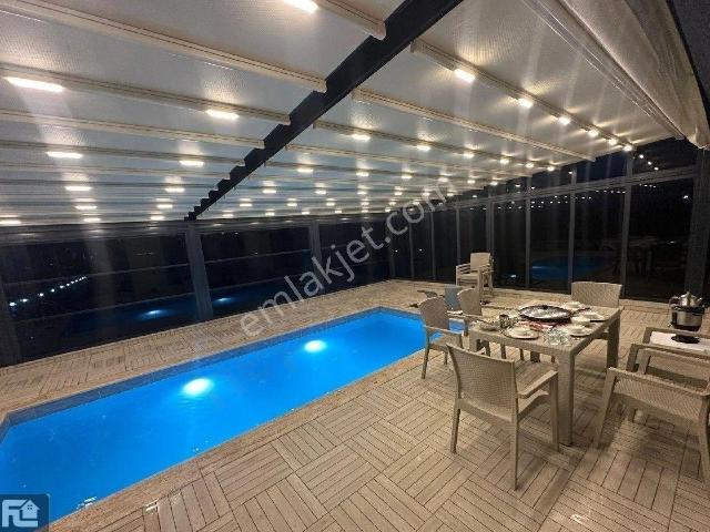 F l Emlaktan Kocaeli Karagöllü De Kapalı Havuzlu Lüks Villa