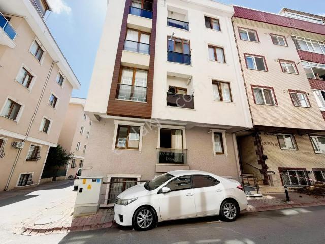 F l Emlaktan Üsküdar Bulgurlu Metro Eyüpoğlu Yakını 2+1 Y. Giriş