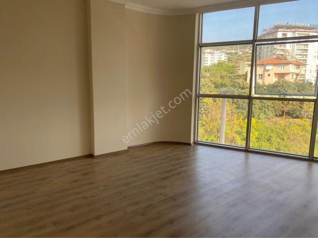 Alanya Fığla Mah.çevreyolu Üzeri Kiralık Ofis