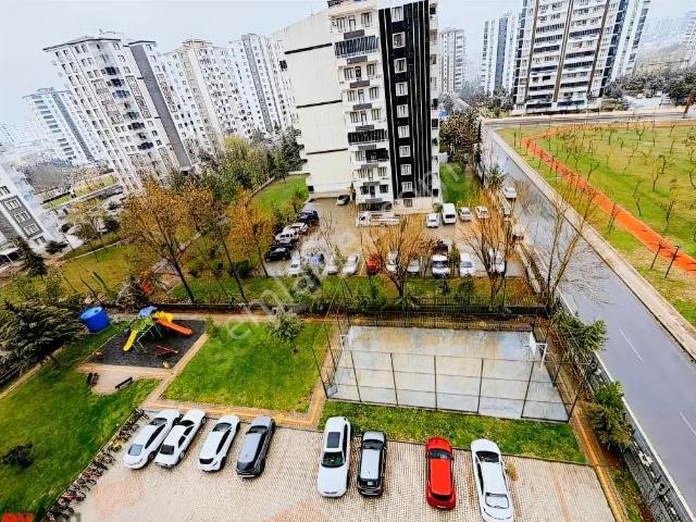 Fırat Mahallesinde Kiralık Ferah 4+1 Daire