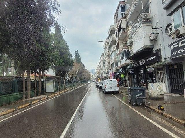 fırsat alsancak kahramanlar da fuar İzban yakını yeni binada mobilyalı 1+1 keyifli daire