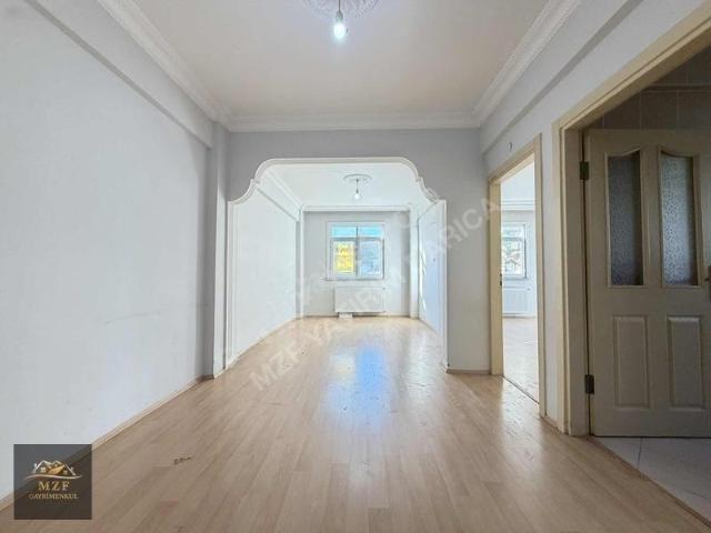 Fırsat! Çayırova Özgürlük Mah. 3+1 140 M2 Balkonlu Geniş Arakat