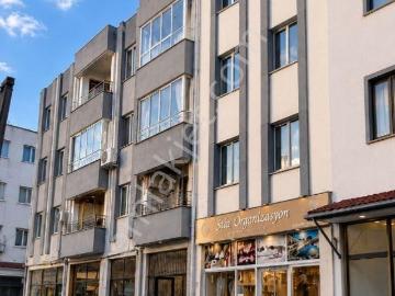 Fırsat Daire 3+1+kapalı Mutfak+ 170 M2 Çif Vc+banyo