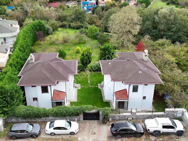 Fırsat Şile Satılık İki Villa 2336m2 Bahçe İçinde Denize Yakın
