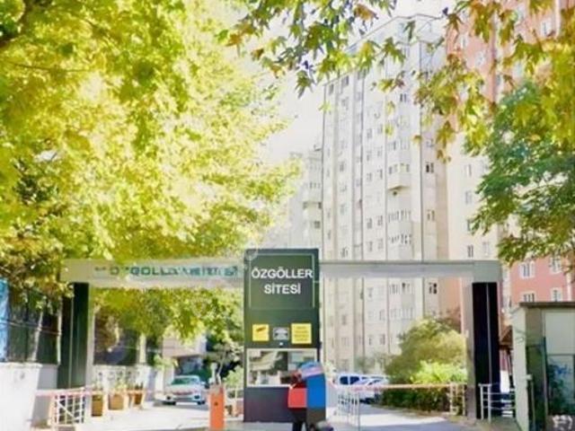 Fırsat! Özgöller Sitesi 3+1, 130 M² Boş, Satılık Daire