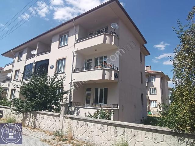 Fırsat. Özgü İnvest'ten Yunusemre'de Site İçi 3+1 Daire