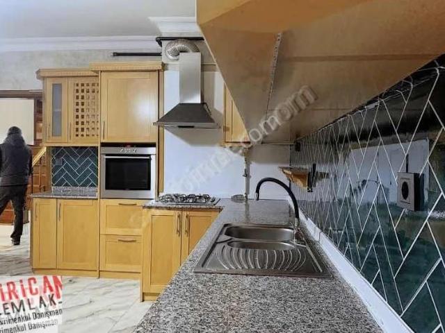 Fırsat Meram Çaybaşı Mah.cadde Üzeri Güzel Dublex 5+1 Kiracılı