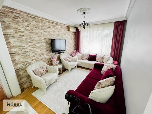 Fırsat Zeynep Kamil Satılık 3+1 Daire 2 Balkon, Klima 115m²