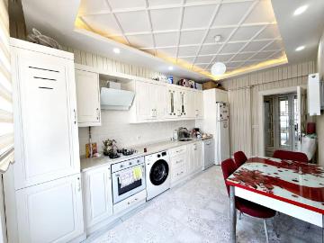 Fıstıklık Pazar Çvr. Az Katlı Cam Balkon+bol Extralı U.lüx2+1