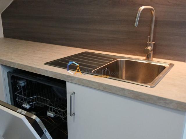 F 3 MEUBLE