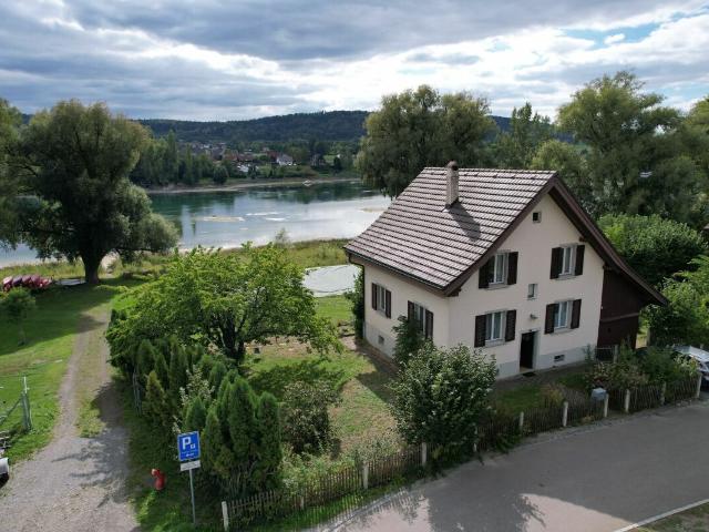 fa­mi­li­en­freund­li­ches Ein­fa­mi­li­en­haus