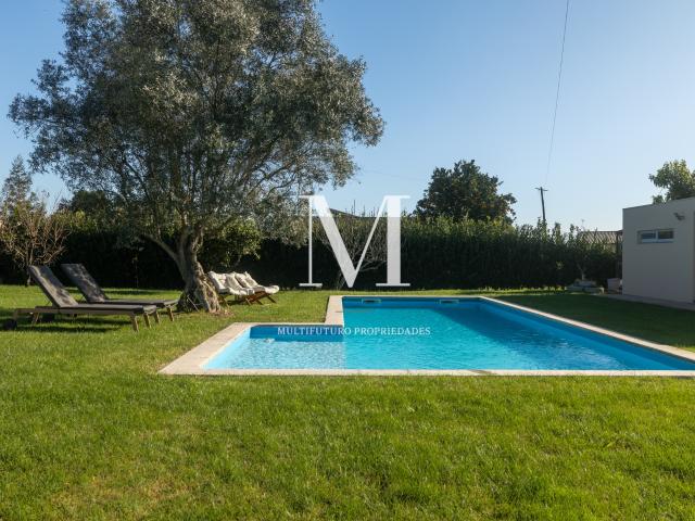 Famalicão | Propriedade T3+1 Térrea | 1.500 m² | Piscina | Jardim | LUXO