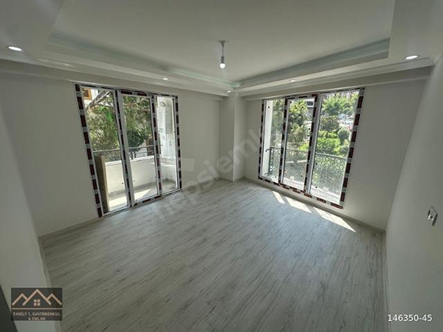 FAMİLY' DEN ŞİRİNEVLER DE OTOPARKLI SİTEDE KİRALIK 3+1 DAİRE