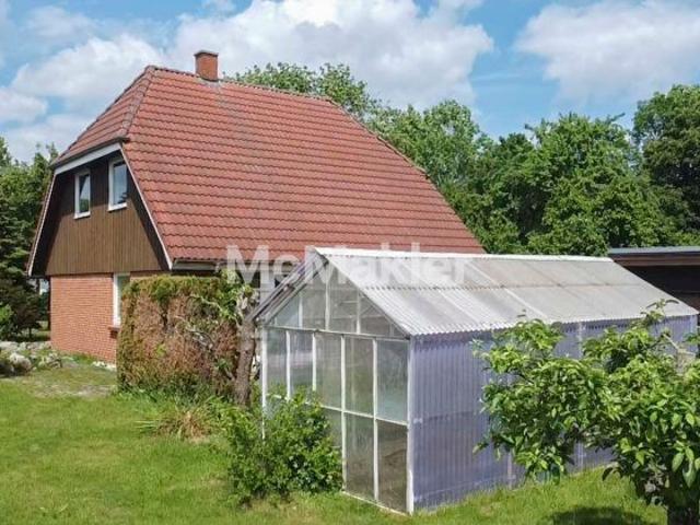 Familie gesucht! Einfamilienhaus mit 4 Schlafzimmern nahe Greifswald in Groß Karrendorf