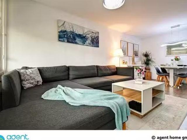 FAMILIEMWOHNUNG