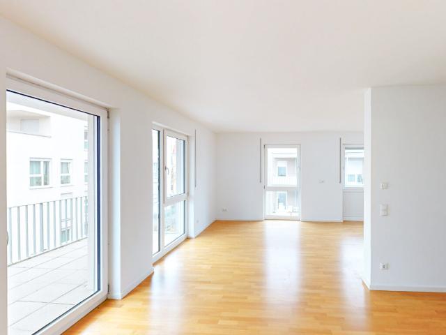 Familien aufgepasst: attraktive 4 Zimmer Wohnung mit zwei Balkonen