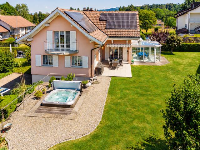 Familien aufgepasst Einfamilienhaus mit grossem Garten und vielen Extras