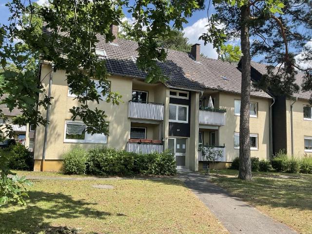 Familien aufgepasst! Renovierte 4 Zimmer Wohnung mit Balkon in Bielefeld Senne