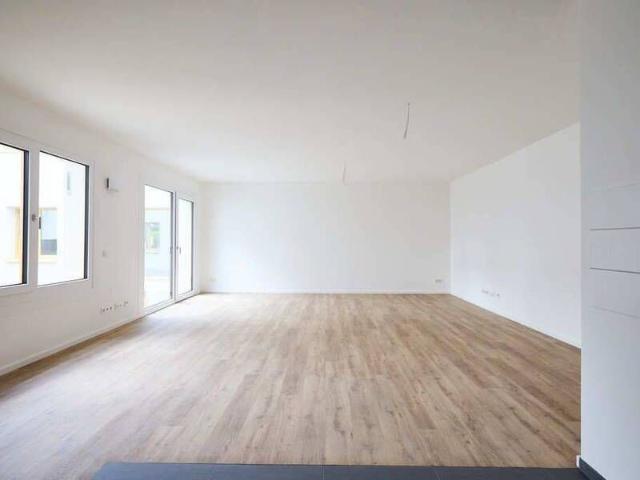 Familien Masionette 4 Zimmer Wohnung mit Terrasse in Mitte