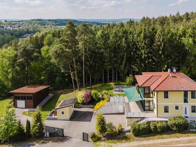 Familiendomizil am ruhigen Waldesrand im grünen Innviertel