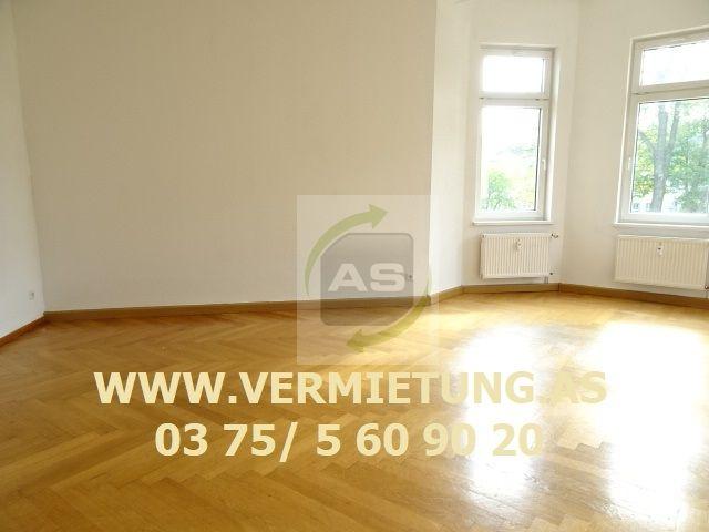 Familiendomizil in Schwanenteichnähe