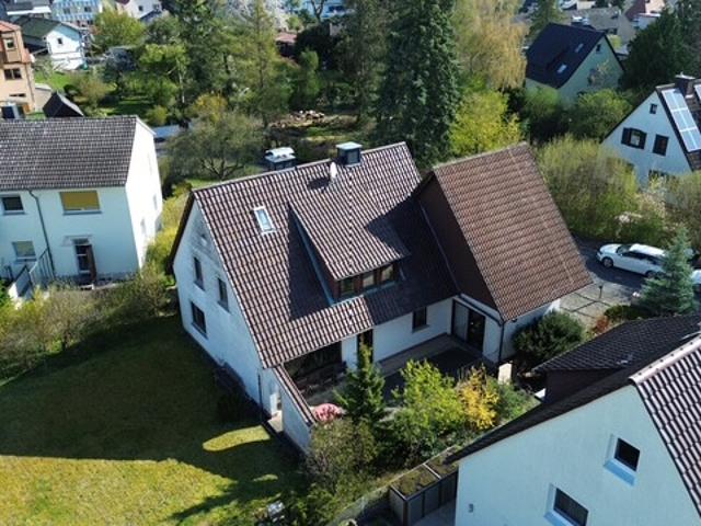 FAMILIENDOMIZIL IN TOP LAGE MIT GARTEN! KEINE KÄUFERPROVISION!
