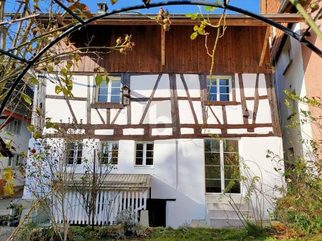 FAMILIENFREUNDLICH MIT SICHTBALKEN