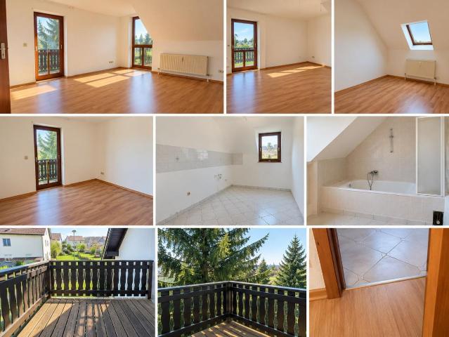 Familienfreundlich wohnen mit Balkon – charmante 3 Raum Wohnung mit Stellplatz in Steinpleis!