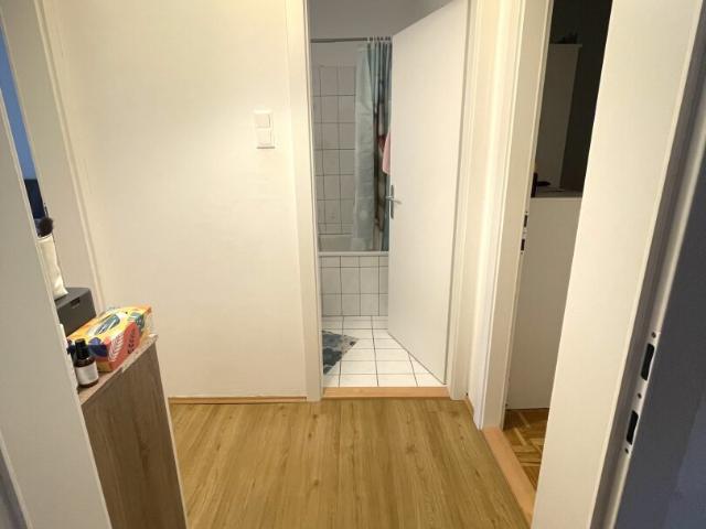 familienfreundlich wohnen – großzügige 3,5 zimmer wohnung mit loggia und lift in linz/oed! achtung die wohnung und das gebäude werden soeben saniert!