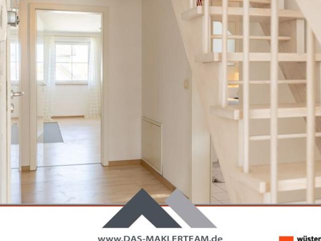 Familienfreundliche Maisonette mit Südbalkon & ausgebautem Dachspitz – sofort bezugsfrei